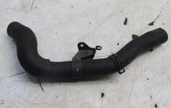Mazda 2 Engine coolant pipe/hose