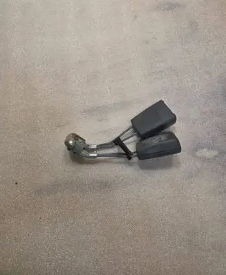 Audi A8 S8 D2 4D Rear seatbelt buckle