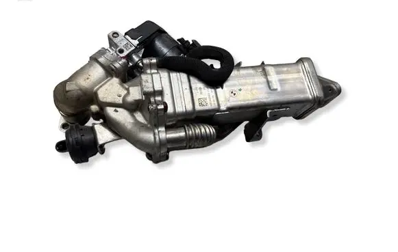 BMW 5 F10 F11 EGR valve cooler 7810871 1171