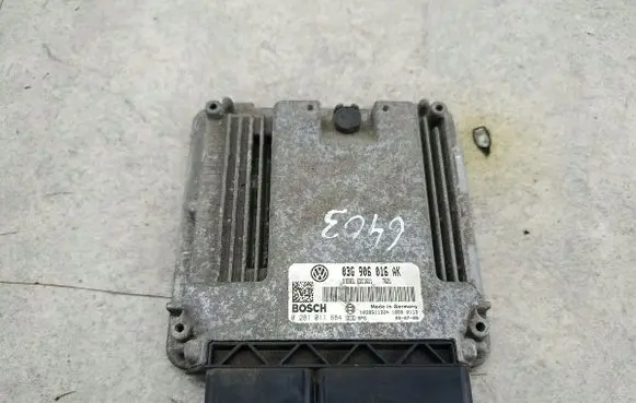 Seat Leon (1P) Engine control unit/module ECU 
