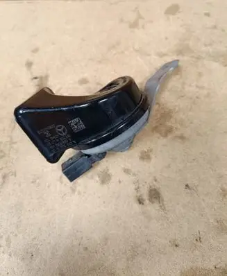 Mercedes-Benz GLC C253 Horn signal A2535421600