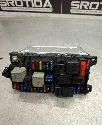 Mercedes-Benz E W211 SAM control unit 0025458701