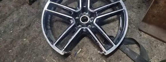 Porsche Macan (95B) R20 carbon fiber rim E-9Jx20H2 ET26