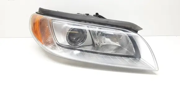 Volvo V70 Headlight/headlamp 31214348 6333200001