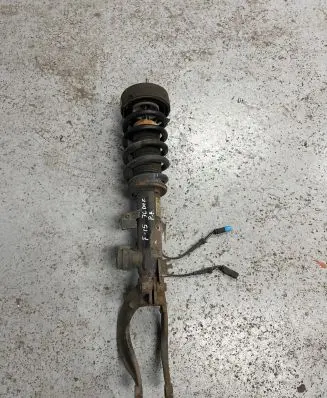 BMW X5 F15 Front shock absorber with coil spring 6863173