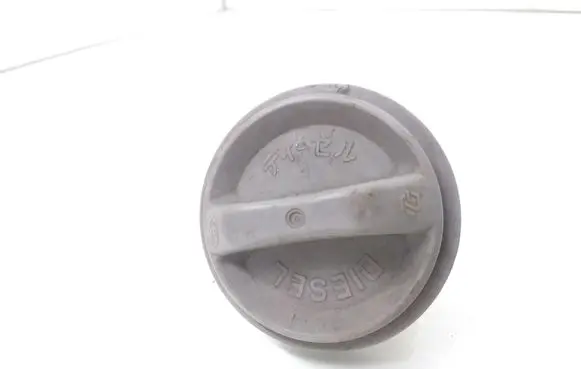 Toyota RAV 4 (XA30) Fuel tank filler cap 