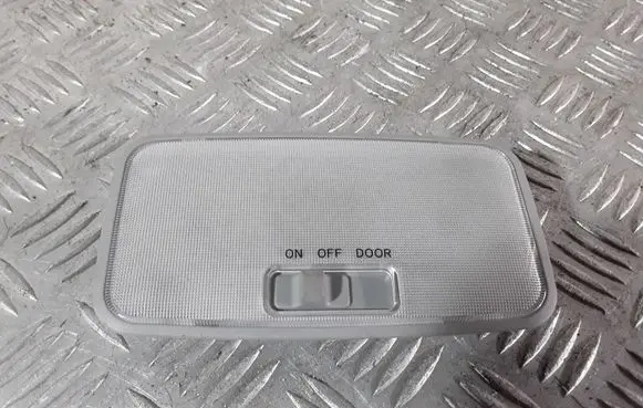 Toyota Prius (XW20) Headlining lighting console trim 