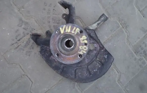 Volkswagen Caddy Front wheel hub spindle knuckle