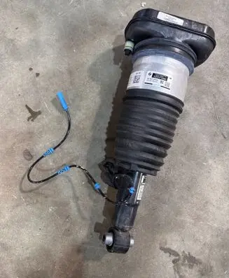 BMW X7 G07 Shock absorber/damper/air suspension 5B69E34 6869040 16067310