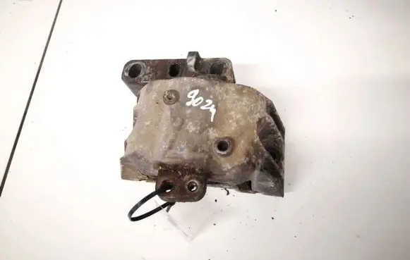 Volkswagen Golf IV Engine mount bracket 1j0199262bf