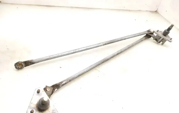 Subaru Legacy Front wiper linkage 