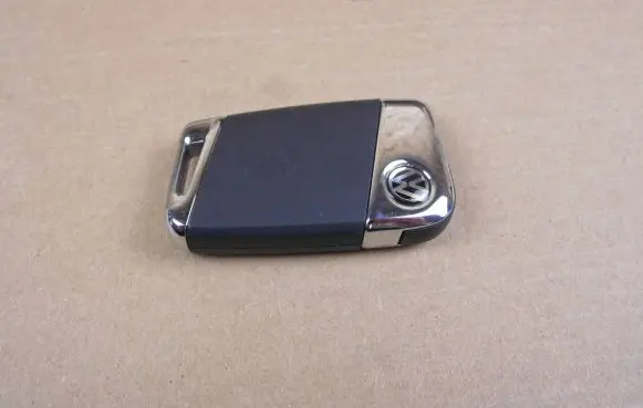 Volkswagen PASSAT B8 Ignition key/card 3G0959752AL