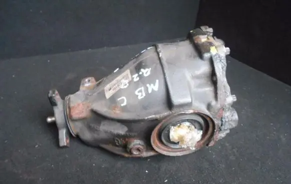 Mercedes-Benz C AMG W203 Rear differential A2033508464287 J11/022