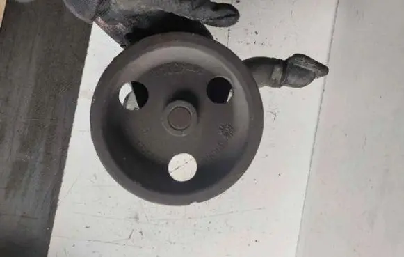 Mini One - Cooper R50 - 53 Water pump 04668450AA