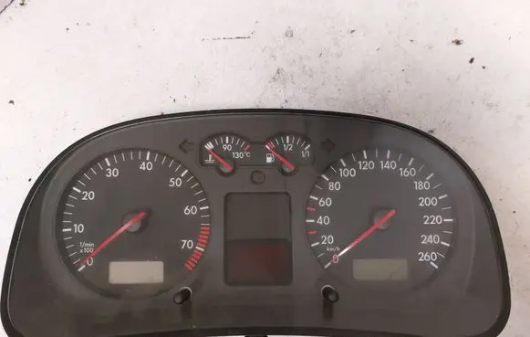 Volkswagen Golf IV Speedometer (instrument cluster) 1J0920825A 0263628061 0710500219