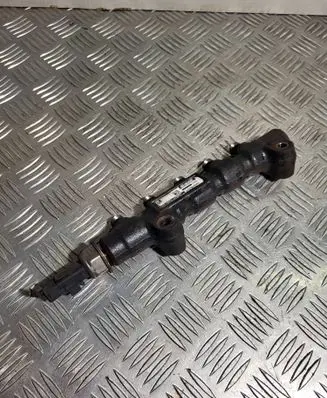 Ford Focus Fuel main line pipe 9654592680