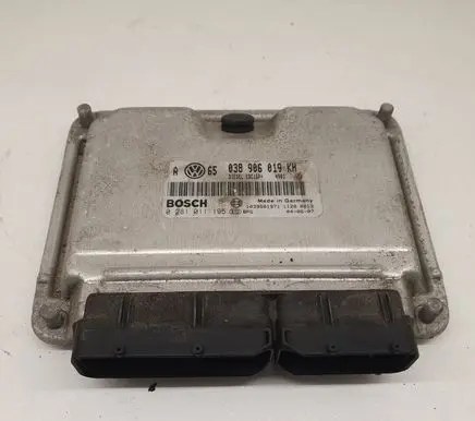 Audi A6 S6 C6 4F Engine control unit/module ECU 038906019KH 0281011195