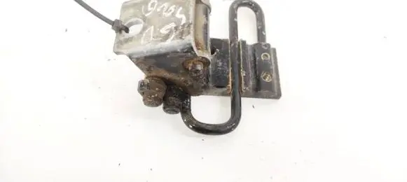 Audi A6 S6 C5 4B Rear door lower hinge 4B0833412E