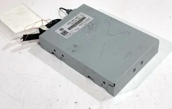 Volkswagen PASSAT B7 Other control units/modules 3C9907441