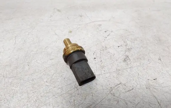 Coolant temperature sensor