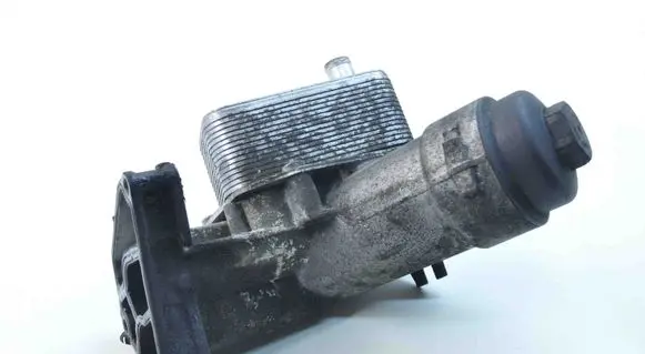 BMW 3 E90 E91 Engine oil radiator 7787072