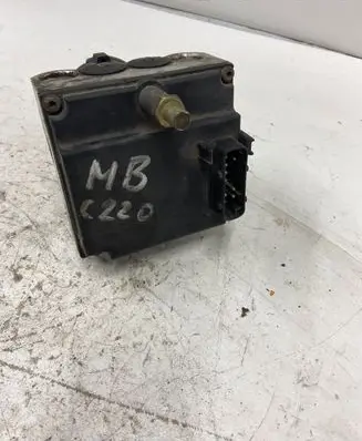 Mercedes-Benz C W202 ABS Pump 0265213007