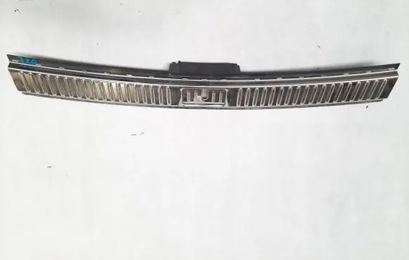 Volkswagen Touareg II Trunk/boot trim cover AKJSNOI24EFQ