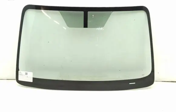 Nissan Navara D23 Front windscreen/windshield window 