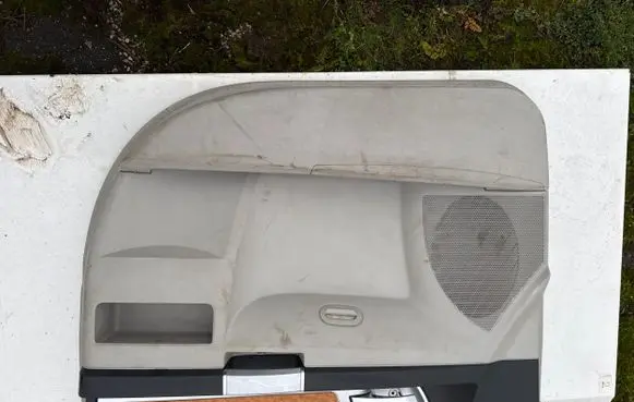 Chrysler Grand Voyager V Front door card panel trim 0ZS861VSAG 6031180