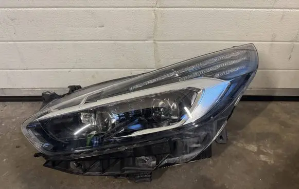 Ford S-MAX Headlight/headlamp EM2B13W030CR
