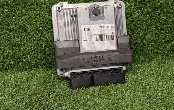 Audi A4 S4 B8 8K Engine control unit/module ECU 8K2907115AA 0261S05139