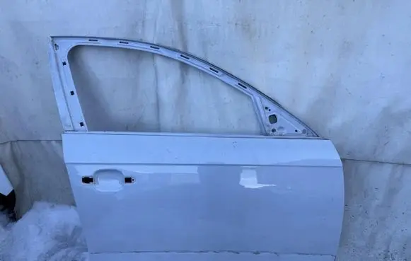 Audi A4 S4 B8 8K Front door 8K0