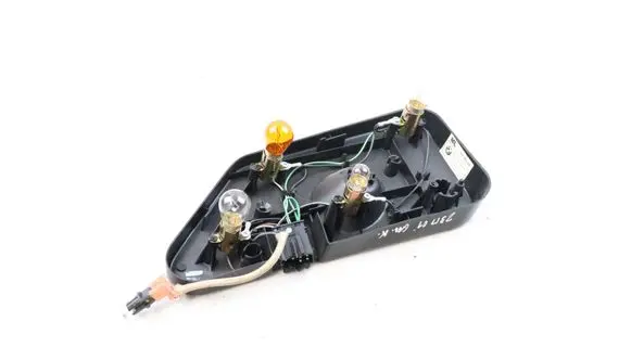 BMW Z3 E36 Tail light bulb cover holder 2695119 63212695119 93436303