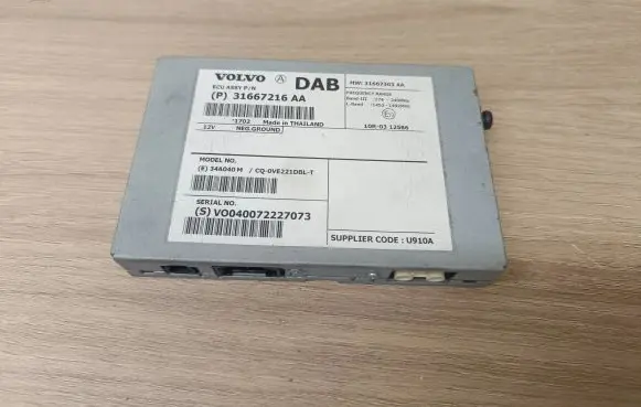 Volvo XC70 Antenna control unit 31667216AA 0VE21DBL 31667303AA