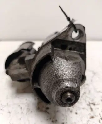 Audi A6 S6 C5 4B Starter motor