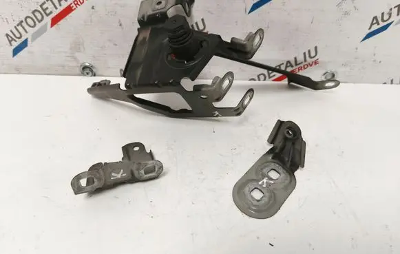 BMW 6 F06 Gran coupe Fender mounting bracket 7230583 7230579 7230581