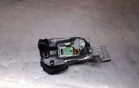 BMW 5 F10 F11 Headlight ballast module Xenon 185550