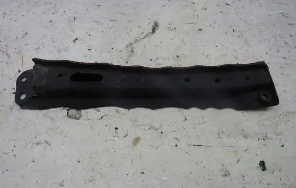 Toyota RAV 4 (XA40) Front bumper support beam GMAUTO4574097