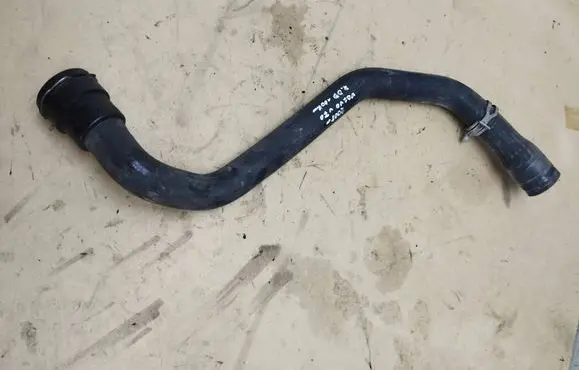 Volvo V70 Engine coolant pipe/hose S4000197 46I0007S