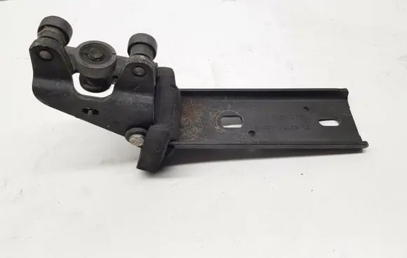 Renault Trafic II (X83) Sliding door middle roller runner 312373E