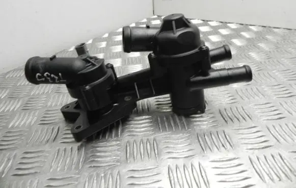 Volkswagen Golf VI Thermostat housing 03C121026AC VD14546