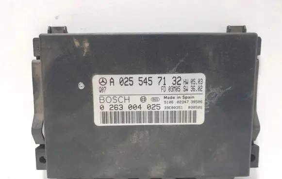 Mercedes-Benz E W211 Parking PDC control unit/module A0255457132
