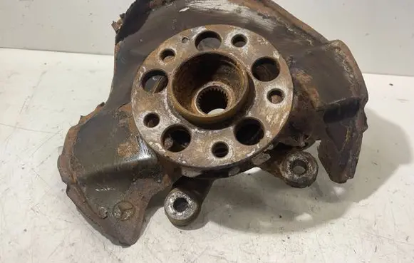 Mercedes-Benz B W245 Front wheel hub