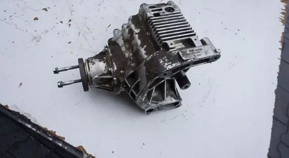 Volkswagen Transporter - Caravelle T5 Gearbox transfer box case 02H409053C