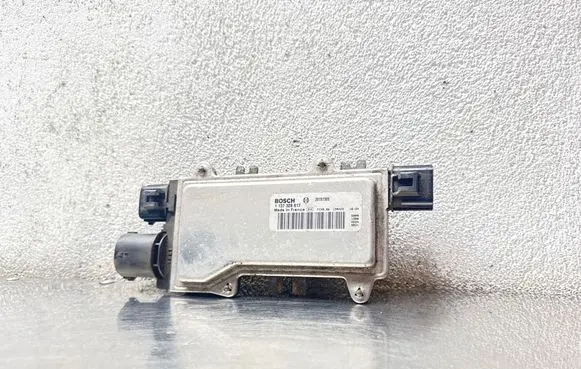 Opel Antara Coolant fan relay 20787305 1137328617