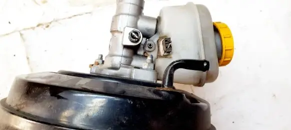 Subaru Forester SH Master brake cylinder