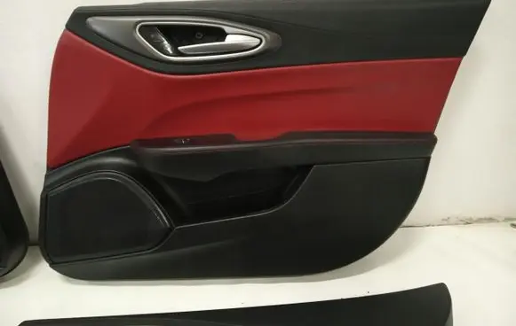 Alfa Romeo Giulia Front door card panel trim