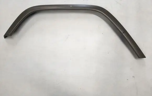 Mercedes-Benz G W463 2nd Gen Fender trim (molding) A4638820200