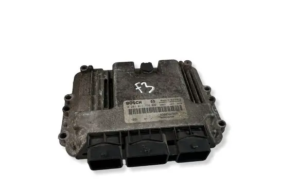 Renault Megane II Engine control unit/module 8200391966 0281011776 8200386508