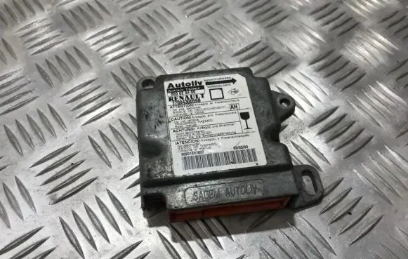 Renault Megane I Airbag control unit/module 7700430059b 550629400